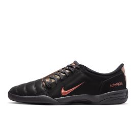 nkk3673b-nike-total-90-blk-red