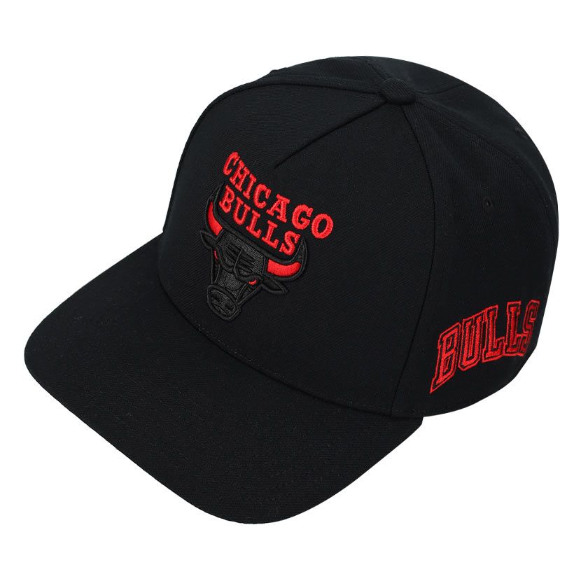 Mitchell & Ness NBA Chicago Bulls Legendary Snapback Black | Studio 88