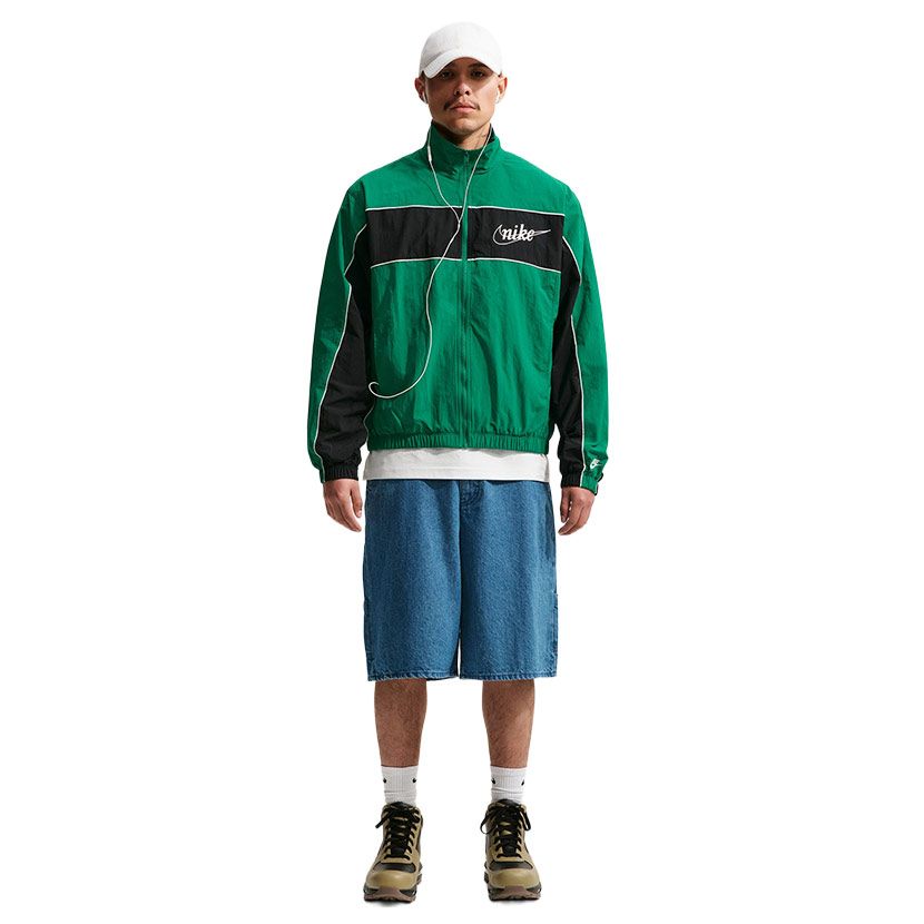 Nike Sportswear Club Lightweight Jacket Mens Green/Black | Studio 88