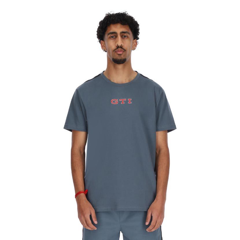 BETWEEN THE SHEETS TOUR Tシャツ Volkswagen Shoulder Tape Printed T-shirt Mens Stormy | Studio 88