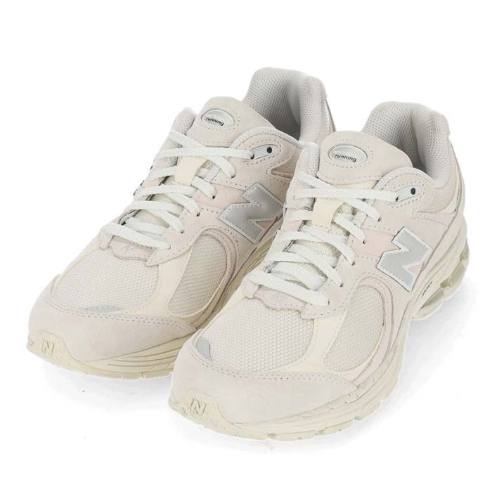 New Balance 2002R Sneaker Mens White | Studio 88