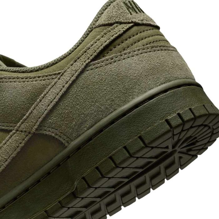 Nike Dunk Low Retro SE Sneaker Mens Olive Canvas | Studio 88