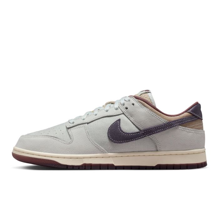 Nike Dunk Low Retro SE Sneaker White/Raisin | Studio 88