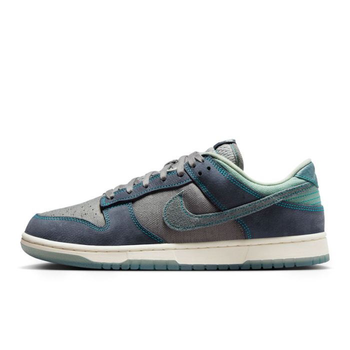 Nike Dunk Low Retro SE Sneaker Mens Pencil/Navy | Studio 88