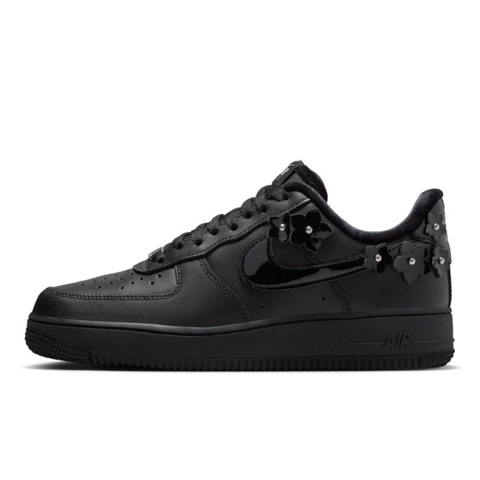 NIKE Air Force 1 Low Black　27cm Shop Nike Air Force 1 '07 Florette Sneaker Womens Black/Silver |