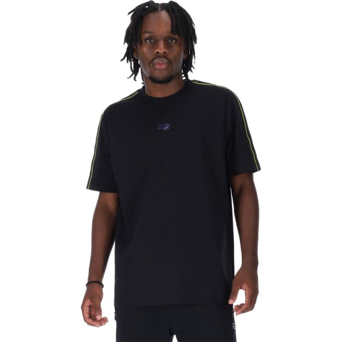 VW619B-VW-TAPE-DETAIL-T-SHIRT-BLK-VRW16-MA-7048-V1